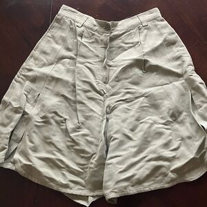 georgio armani green shorts. amazing condition, need good iron